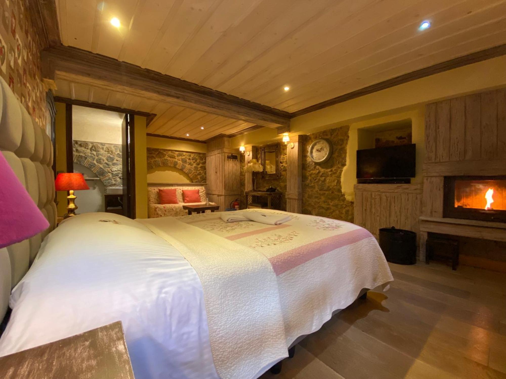 Alexandros Guesthouse Arachova Luaran gambar