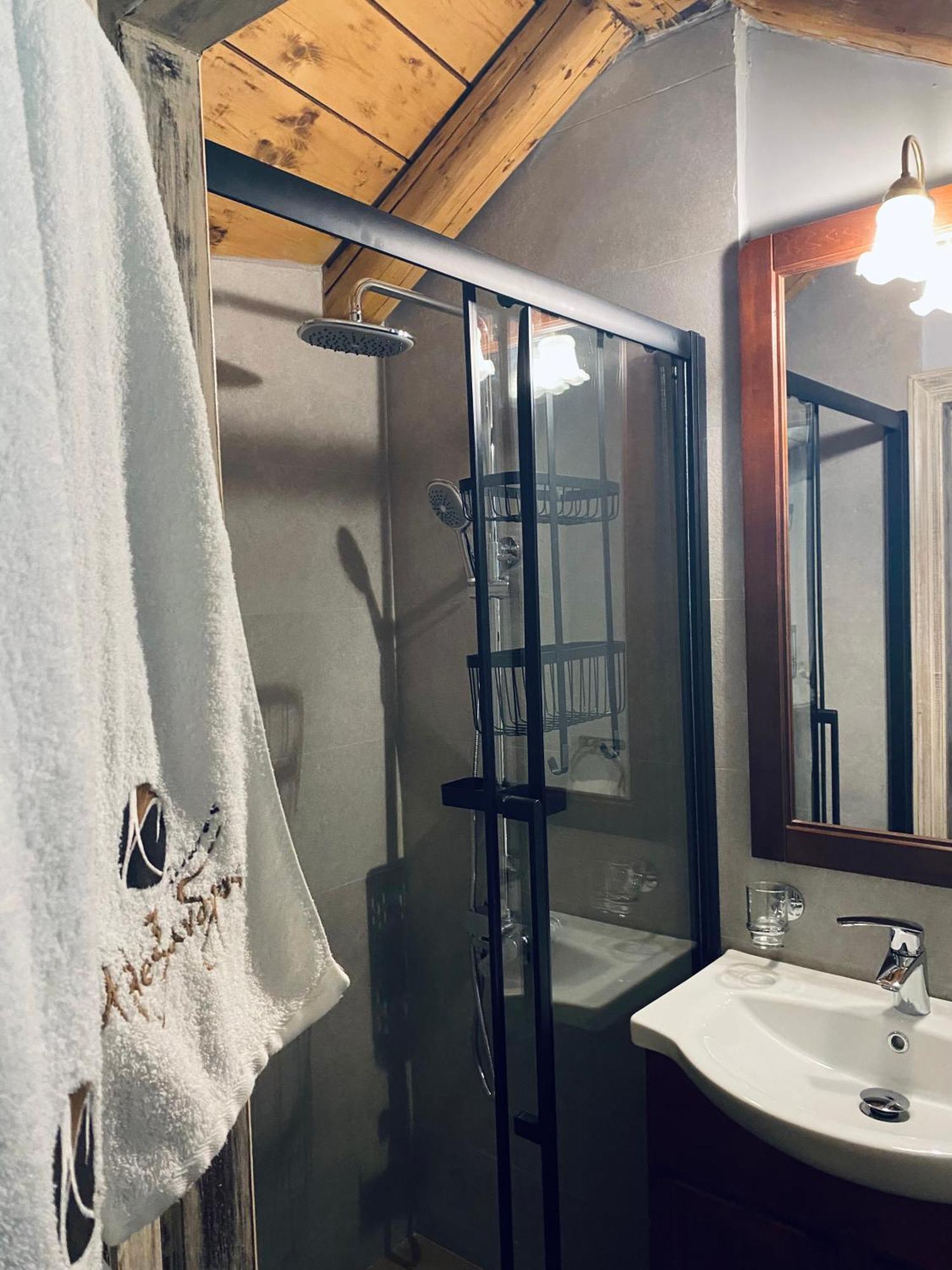 Alexandros Guesthouse Arachova Luaran gambar