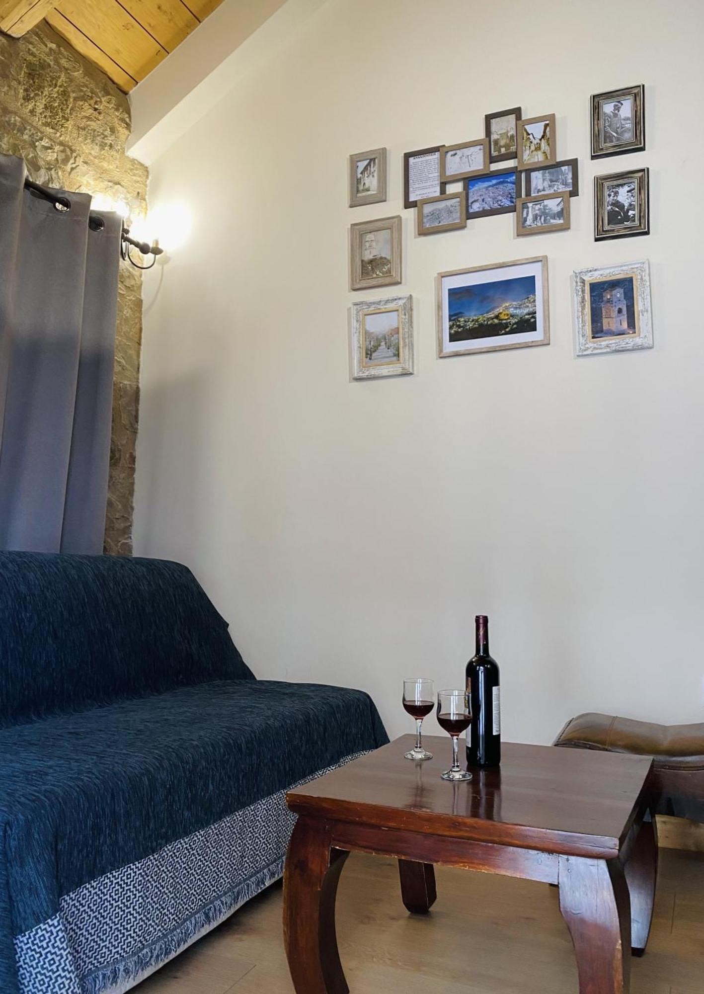 Alexandros Guesthouse Arachova Luaran gambar