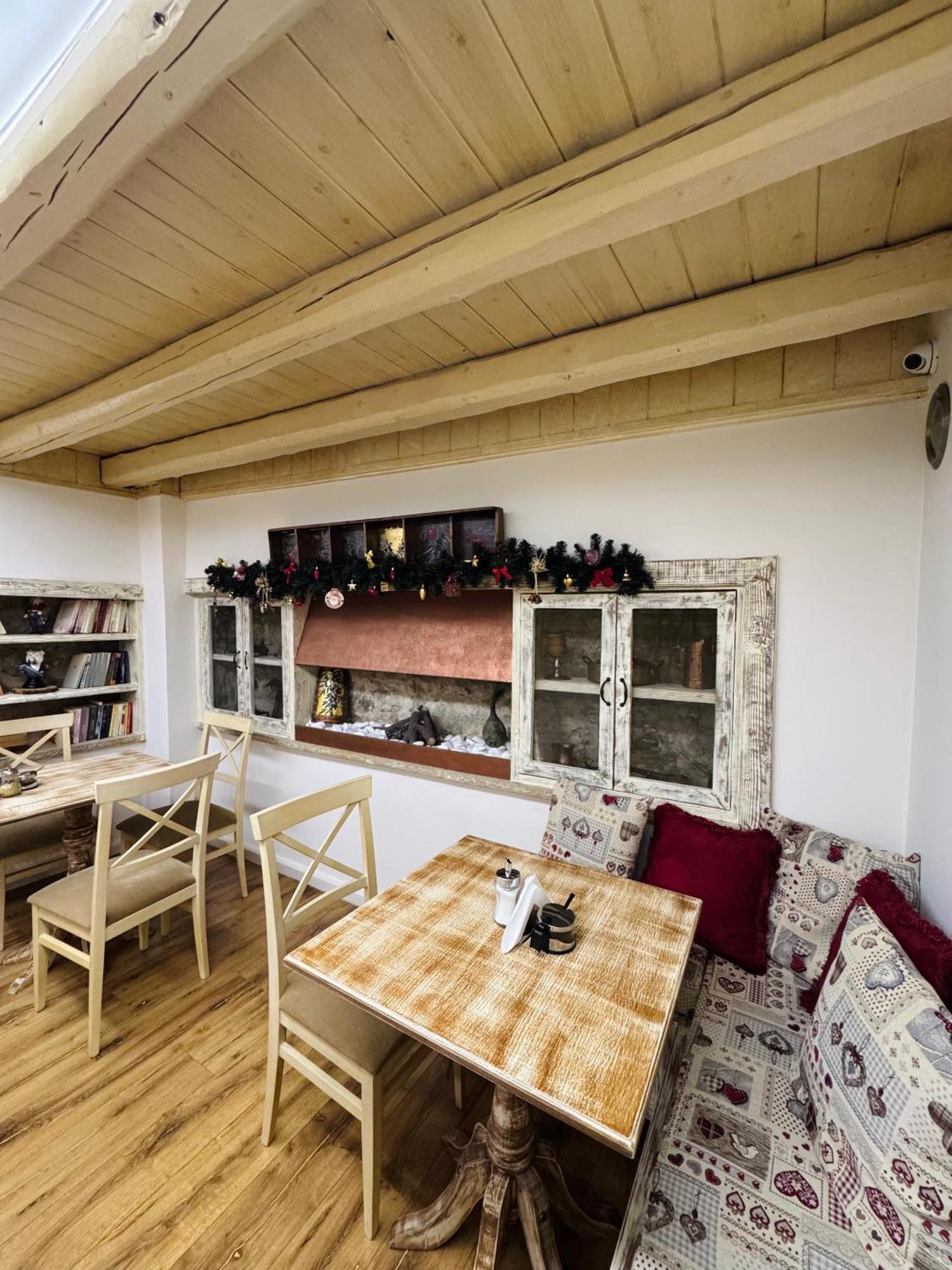 Alexandros Guesthouse Arachova Luaran gambar