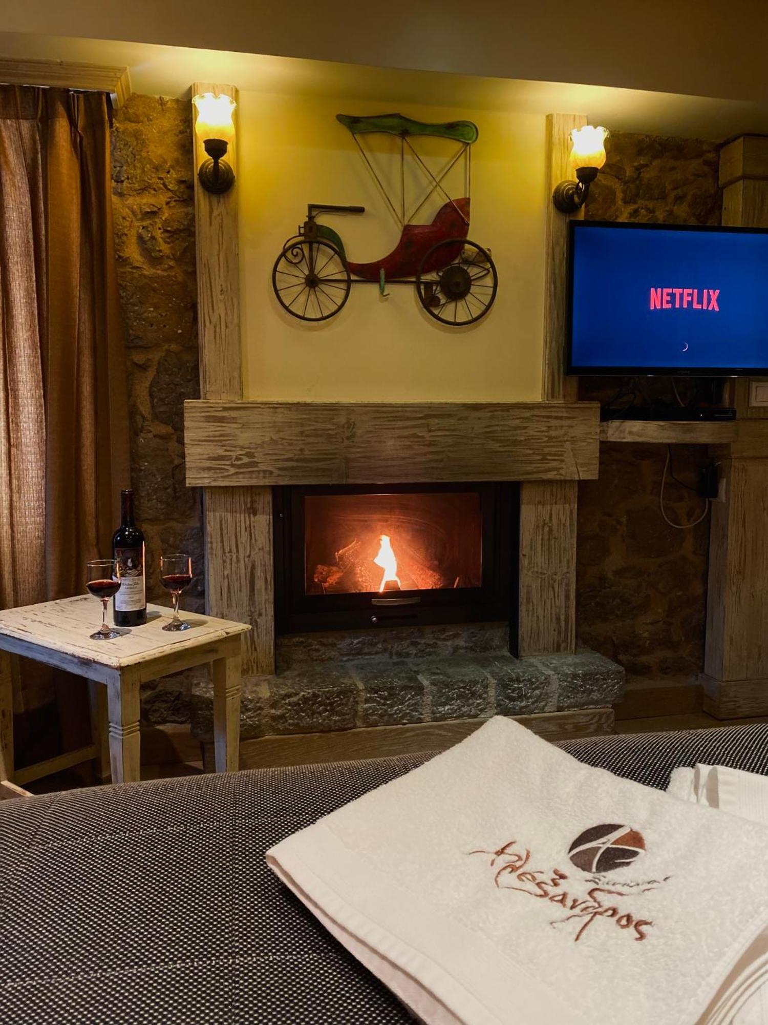Alexandros Guesthouse Arachova Luaran gambar
