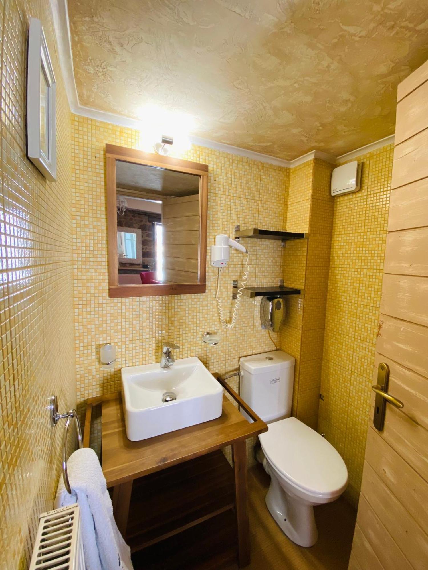 Alexandros Guesthouse Arachova Luaran gambar